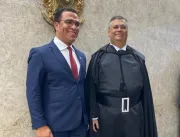 Secretário Vitor Pereira representa governador na 