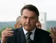 Bolsonaro reclama do pedido de apoiador e ameaça d