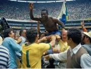 Pelé, maior jogador de futebol da história, morre 