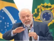 Sem citar Milei, Lula diz “não ter que gostar” do 