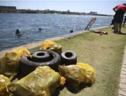 Mergulhadores recolhem 2 toneladas de lixo das águ