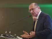 Após negar publicamente, Alckmin confirma à PGR re