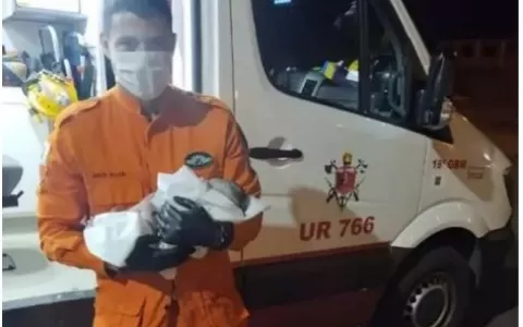 Criança nasce dentro de ambulância na Santa Maria