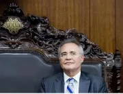 Gabinete de Renan já pagou R$ 429 mil a ex-suplent