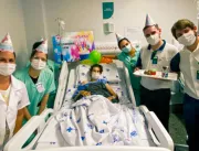Pacientes no hospital de Uruaçu ganham surpresa de