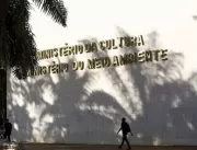 Bolsonaro regulamenta política que trata de resídu