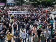 Sob ameaça de paralisação geral, policiais protestam em Belo Horizonte
