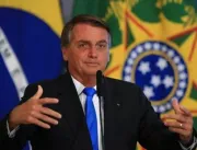 Bolsonaro: TSE deve atender às Forças Armadas “par