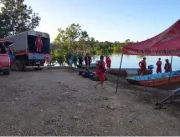 Barco naufraga em Goiás, e bombeiro e policial civil do DF desaparecem