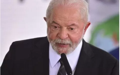 Lula diz que plano para 100 dias é relançar progra
