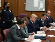 Trump deixa tribunal e se declara inocente de 34 a
