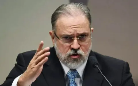No STF, Aras defende que perdão da pena concedido a Daniel Silveira por Bolsonaro é constitucional