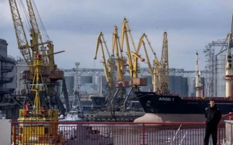 Entenda decisão da Rússia de tratar návios no Mar 