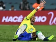Neymar deve operar o joelho em Belo Horizonte, revela jornal