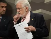 Voto de Jaques Wagner a favor de PEC irrita minist