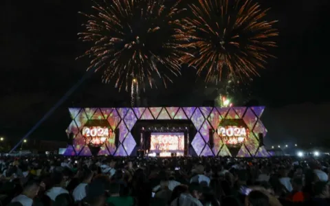 Mais de 80 mil pessoas celebram a virada de ano na Esplanada