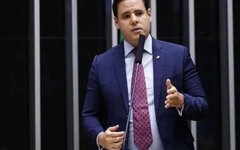 Bolsonarista quer que ações judiciais contra parlamentares passem pelo Congresso