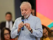 Lula participa da inauguração de estação dágua em 
