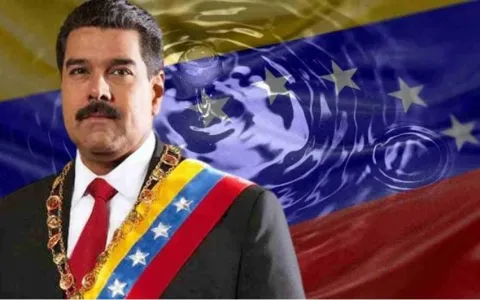 Adeus, dólar: Com sanções de volta, Venezuela plan