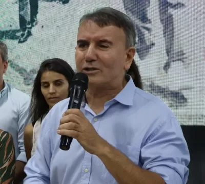 PALMAS | Eduardo Siqueira Campos sai em defesa de 