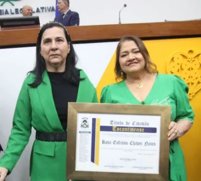 Claudia Lelis entrega título de cidadão tocantinense a ex deputada Amália Santana e para empresária Rosa Eufrásio