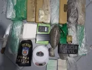 Polícia apreende maconha e cocaína em casa no Sant