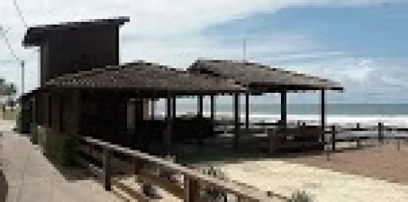 Bahia: barraca de praia era ponto de aliciamento p
