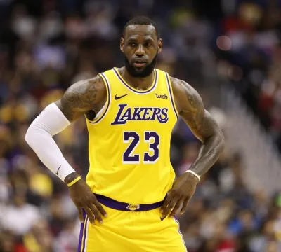 Após má atuação contra os Wizards, Lakers buscam quebra de série invicta dos Nets