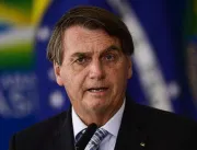 Bolsonaro é internado em hospital após desembarcar