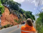 Prefeitura de Maceió realiza ações de prevenção às chuvas na Ladeira de Fernão Velho
