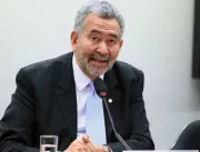 Deputado federal Paulão diz que aprovação do ‘pacote do veneno’ é um atentado à saúde do povo brasileiro
