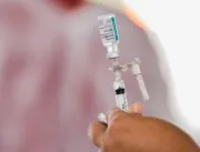 Saúde inicia vacinação de profissionais da rede ho
