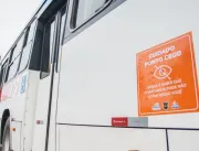 Ônibus de Maceió ganham adesivos para indicar “pon