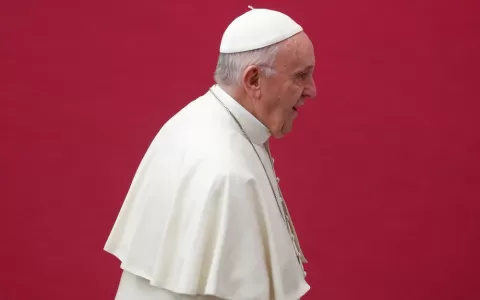 Não culpem os imigrantes por tudo, diz Papa Franci