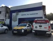 Trio é preso suspeito de assaltar estudantes usando carro alugado em Maceió