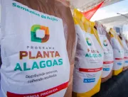 Seagri promove entregas de títulos, sementes e ensiladeiras no Alto Sertão durante Governo Trabalhando