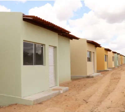 Governo de Alagoas entrega conjunto habitacional n