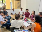 Prefeito Theobaldo debate projetos para Major Izidoro com a secretária estadual de Agricultura, Carla Dantas