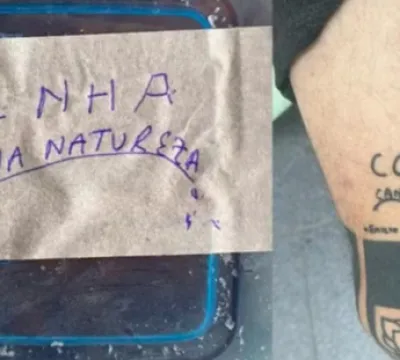 Marcou a alma: brasileiro faz tatuagem com cinzas do pai para o homenagear