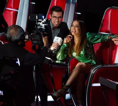 Anitta fala sobre La Voz após final de reality musical no México: Feliz por formar uma família