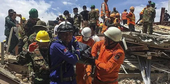 No Camboja, 18 operários morrem e 24 ficam feridos em queda de prédio