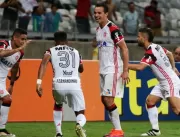 Flamengo vence, rebaixa América-MG,e segue com esp