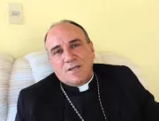  Acusado de desviar dinheiro de dízimo, bispo renu