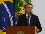 Bolsonaro: Exército respira e transpira democracia