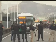 Sequestrador de ônibus no Rio é morto por atirador