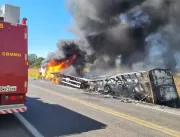 Incêndio danifica carreta com 28 toneladas de carn