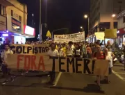 Grupo em Uberlândia faz ato contra impeachment e p