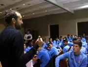 Em Buenos Aires, Barcos dá palestra a jovens do Gr