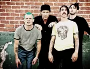Relembre as vindas do Red Hot Chili Peppers ao Bra
