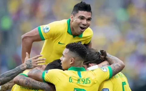 Brasil enfrenta o Paraguai nas quartas da Copa Amé